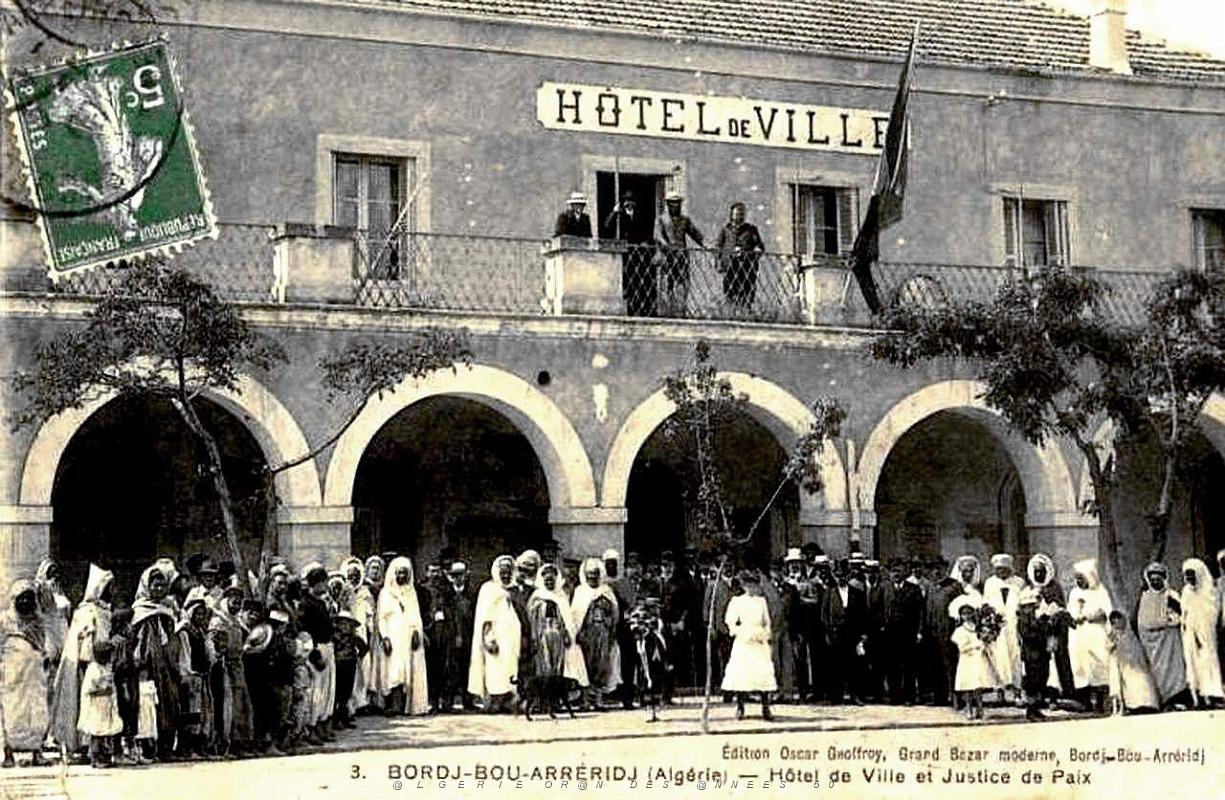379- Bordj-Bou-Arreridj - L'hotel de ville.jpg